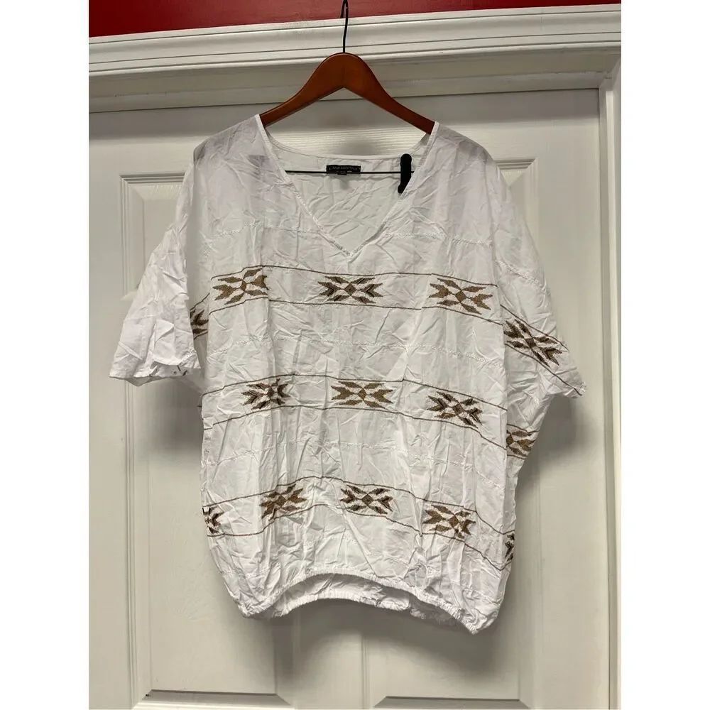 Lane Bryant White Tribal Embroidered Bubble Top sz 18/20 EUC